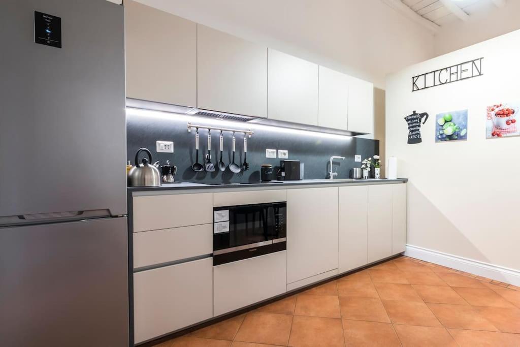Domus Marina Vacanze Romane-colosseo Apartment *